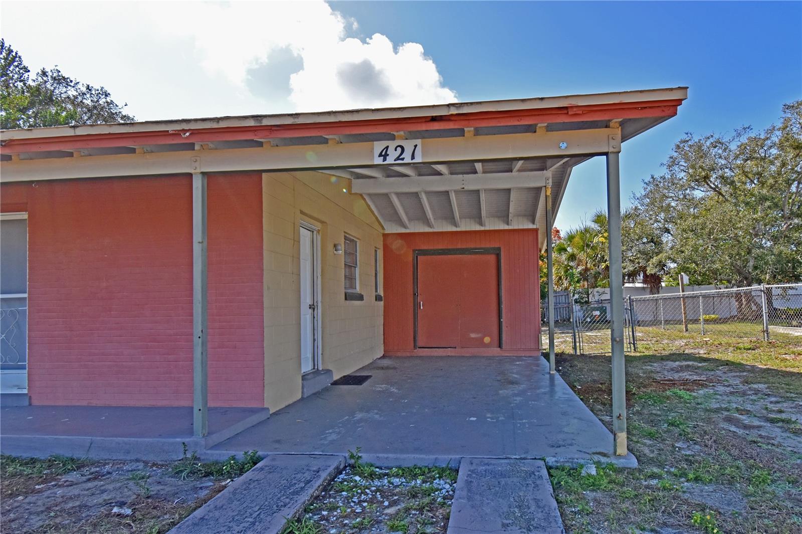 Image 4 of 17 For 421 Briarwood Lane