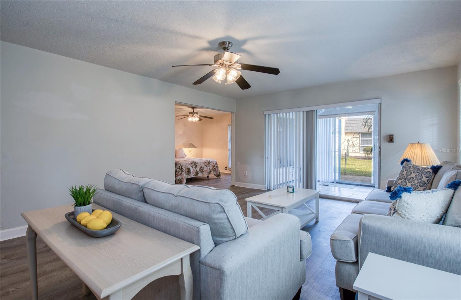 Image 5 of 13 For 2206 Cordova Green