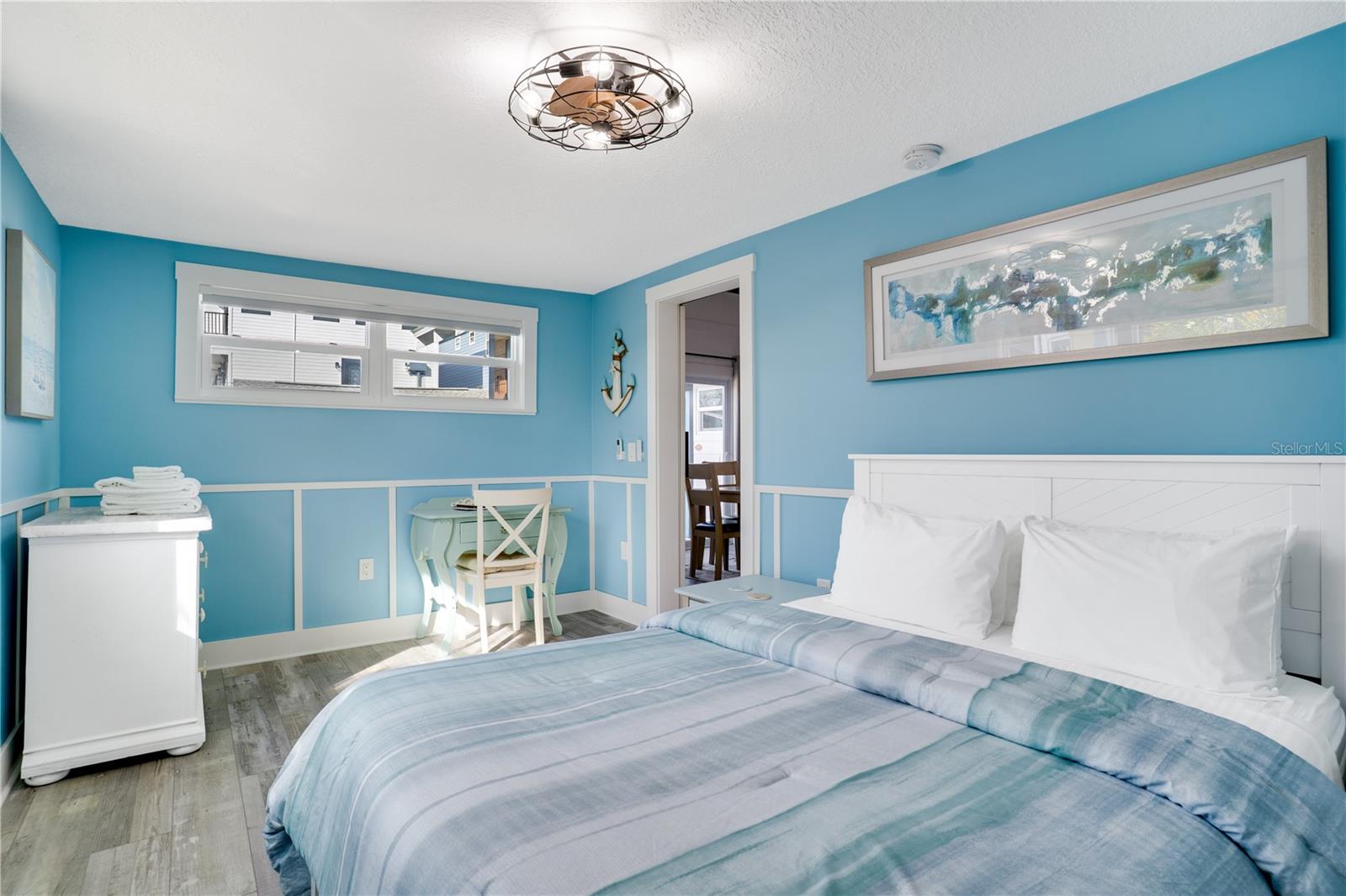 Image 22 of 52 For 126 90th Avenue