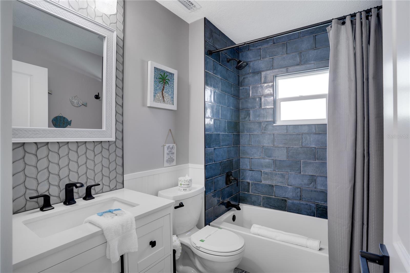 Image 23 of 52 For 126 90th Avenue