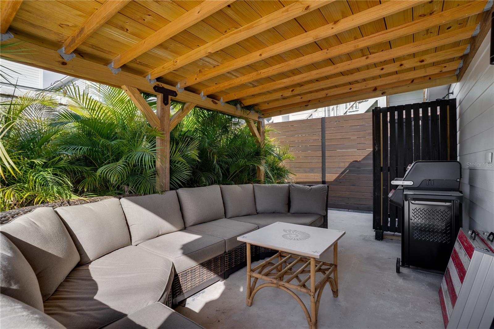 Image 38 of 52 For 126 90th Avenue