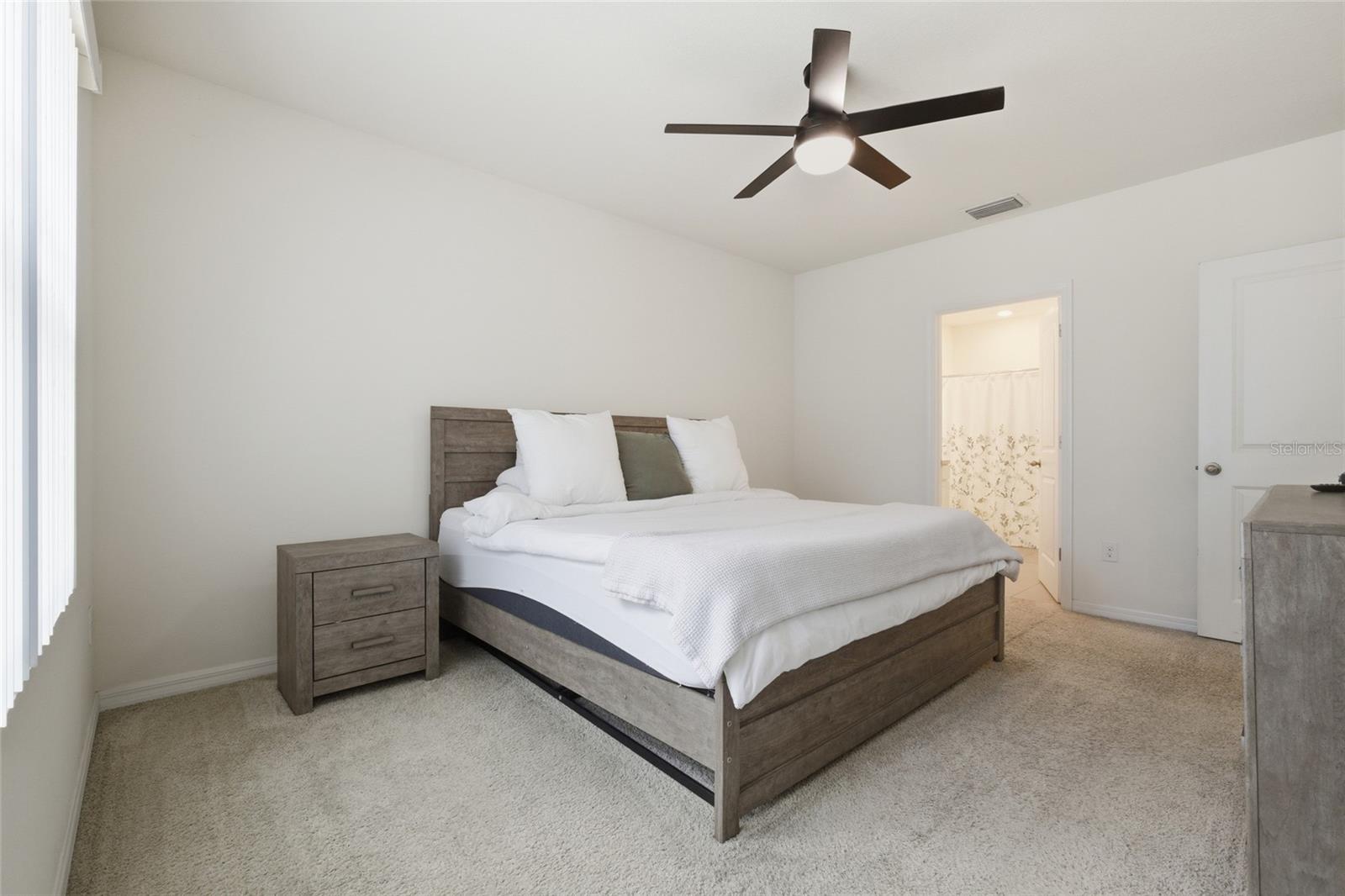 Image 14 of 31 For 6878 Wagon Trail Street