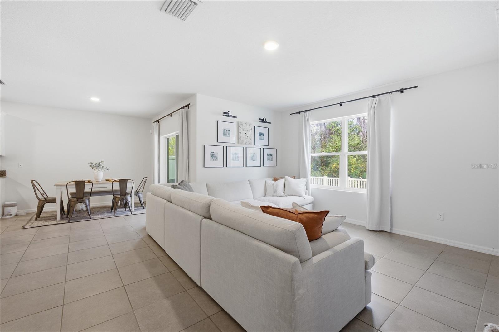 Image 8 of 31 For 6878 Wagon Trail Street