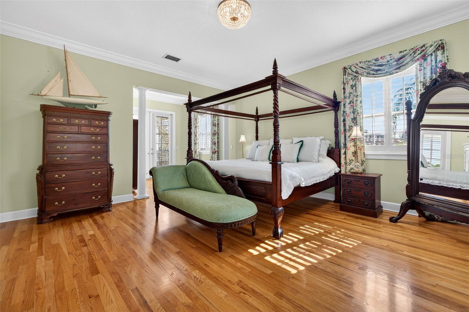 Listing photo id 12 for 7917 Bayou Club Boulevard