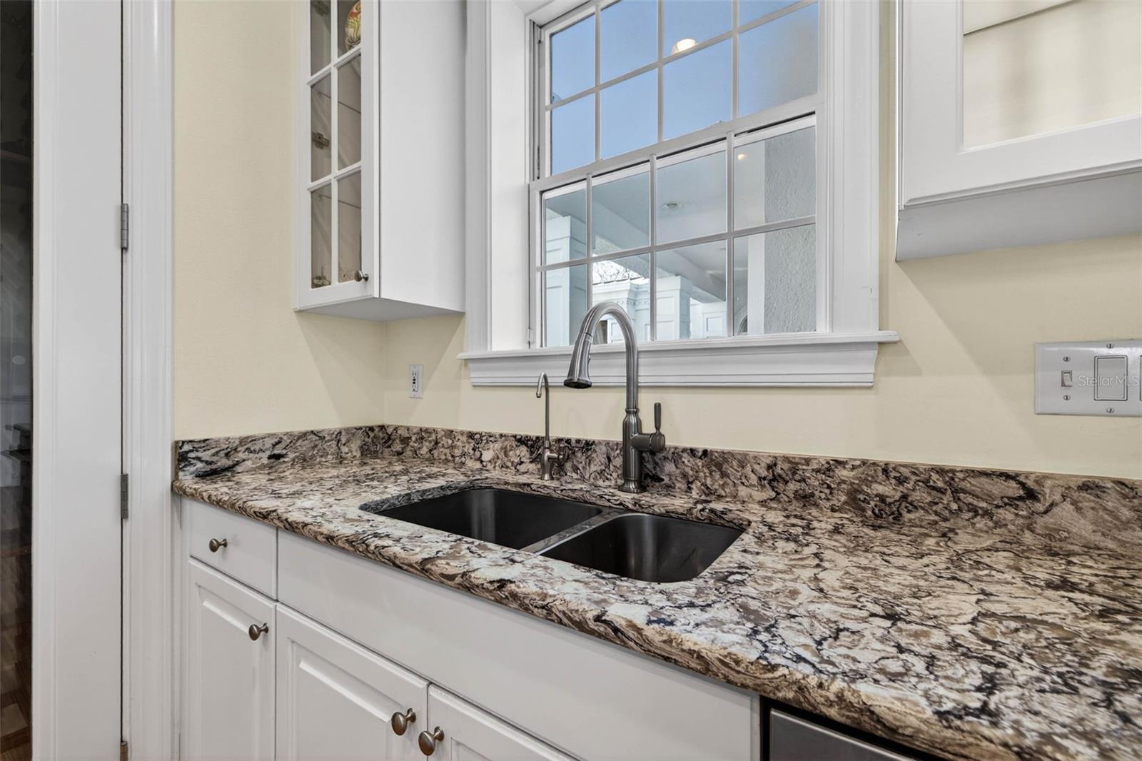 Listing photo id 61 for 7917 Bayou Club Boulevard