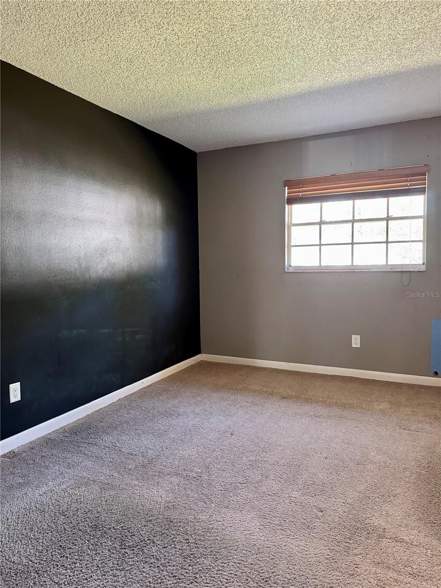 Image 11 of 21 For 4506 Oak Drive  S42