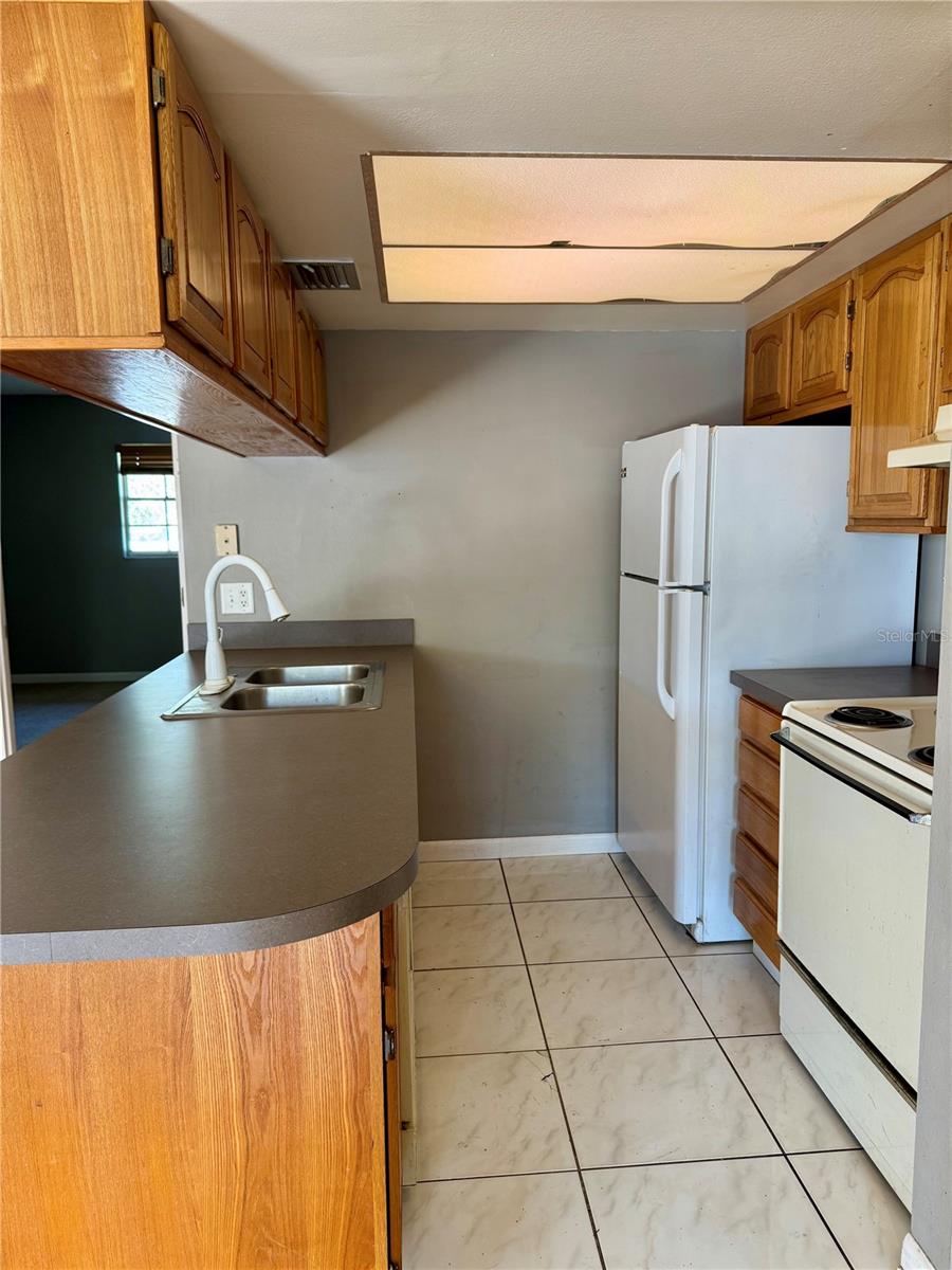 Image 8 of 21 For 4506 Oak Drive  S42