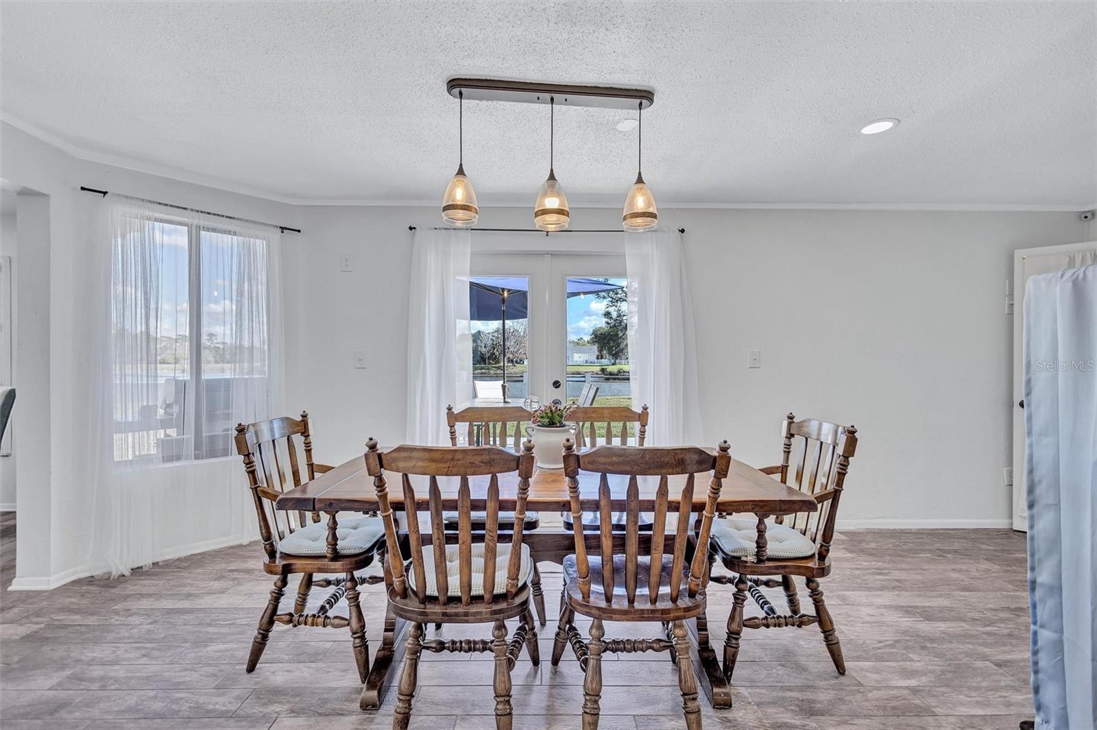 Image 22 of 54 For 3808 Watson Drive