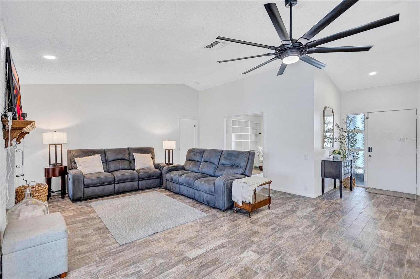 Image 23 of 54 For 3808 Watson Drive