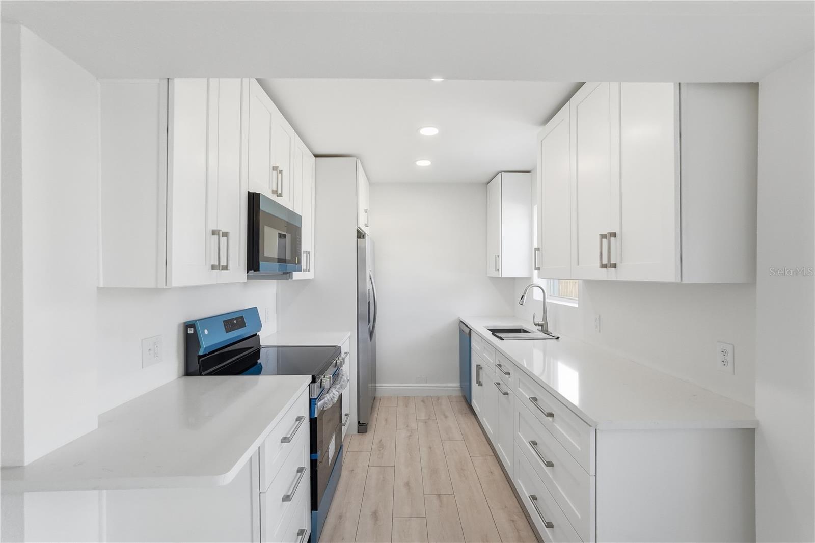 Image 16 of 52 For 3546 Tarlton Street N