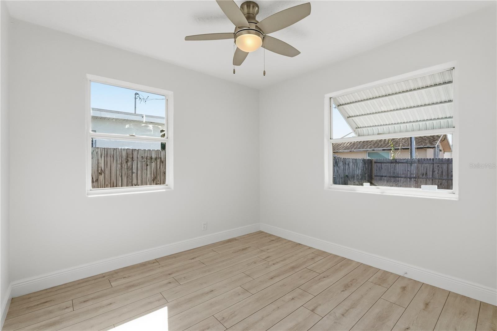 Image 30 of 52 For 3546 Tarlton Street N