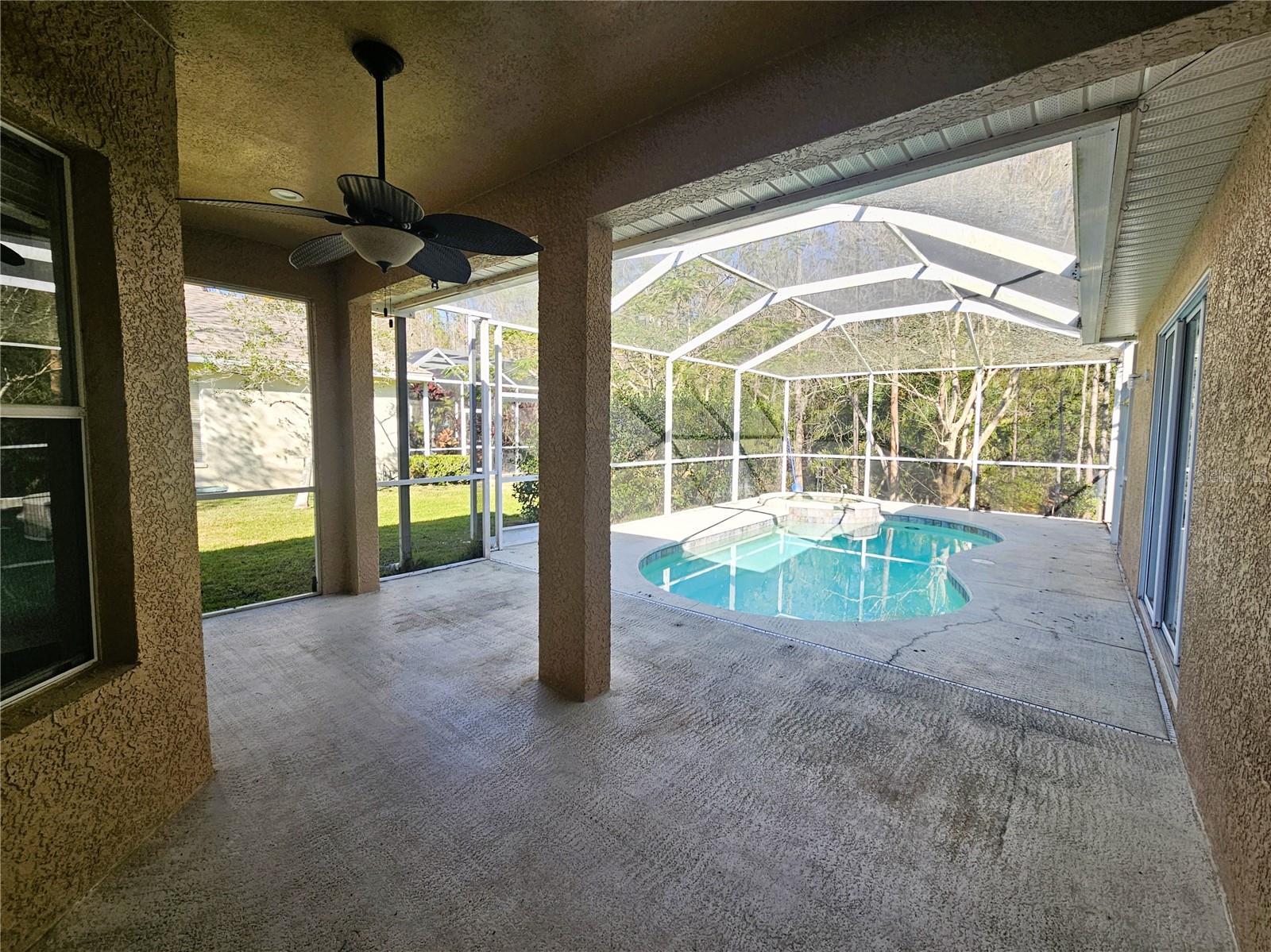 Image 30 of 33 For 10441 Greendale Drive