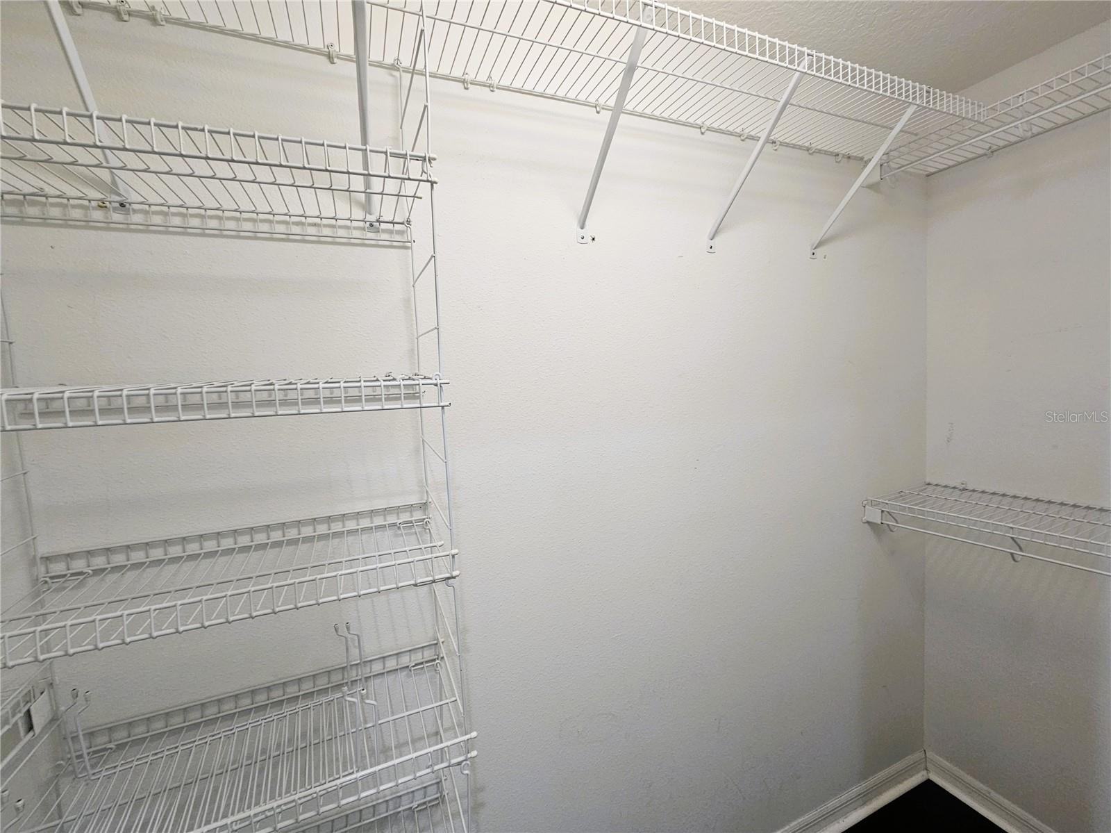 Image 8 of 33 For 10441 Greendale Drive