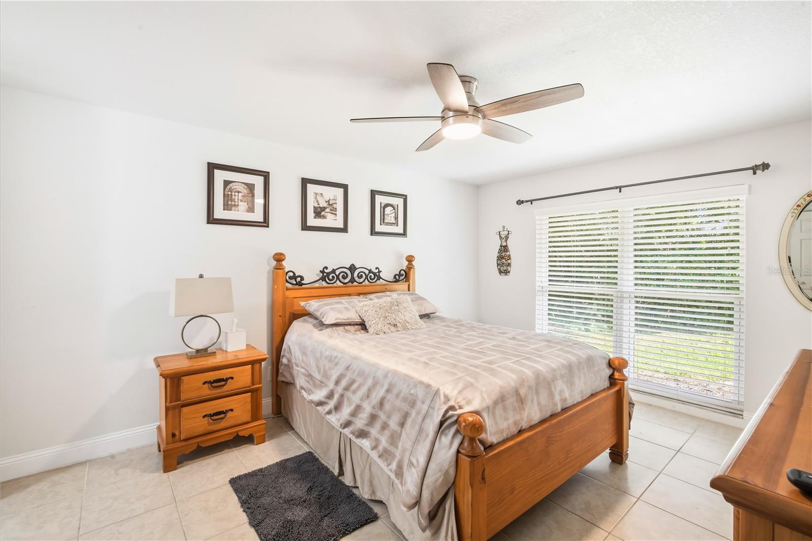 Image 13 of 27 For 314 Knottwood Court 314