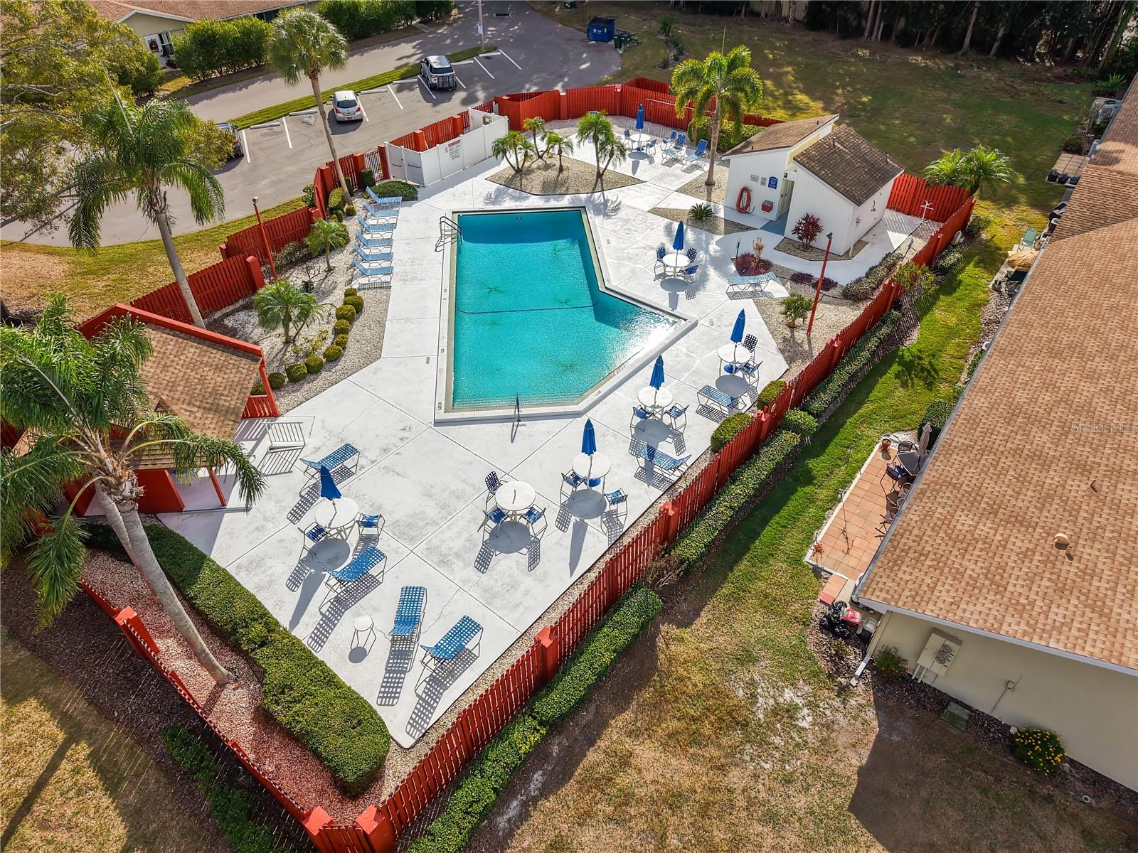 Image 21 of 27 For 314 Knottwood Court 314