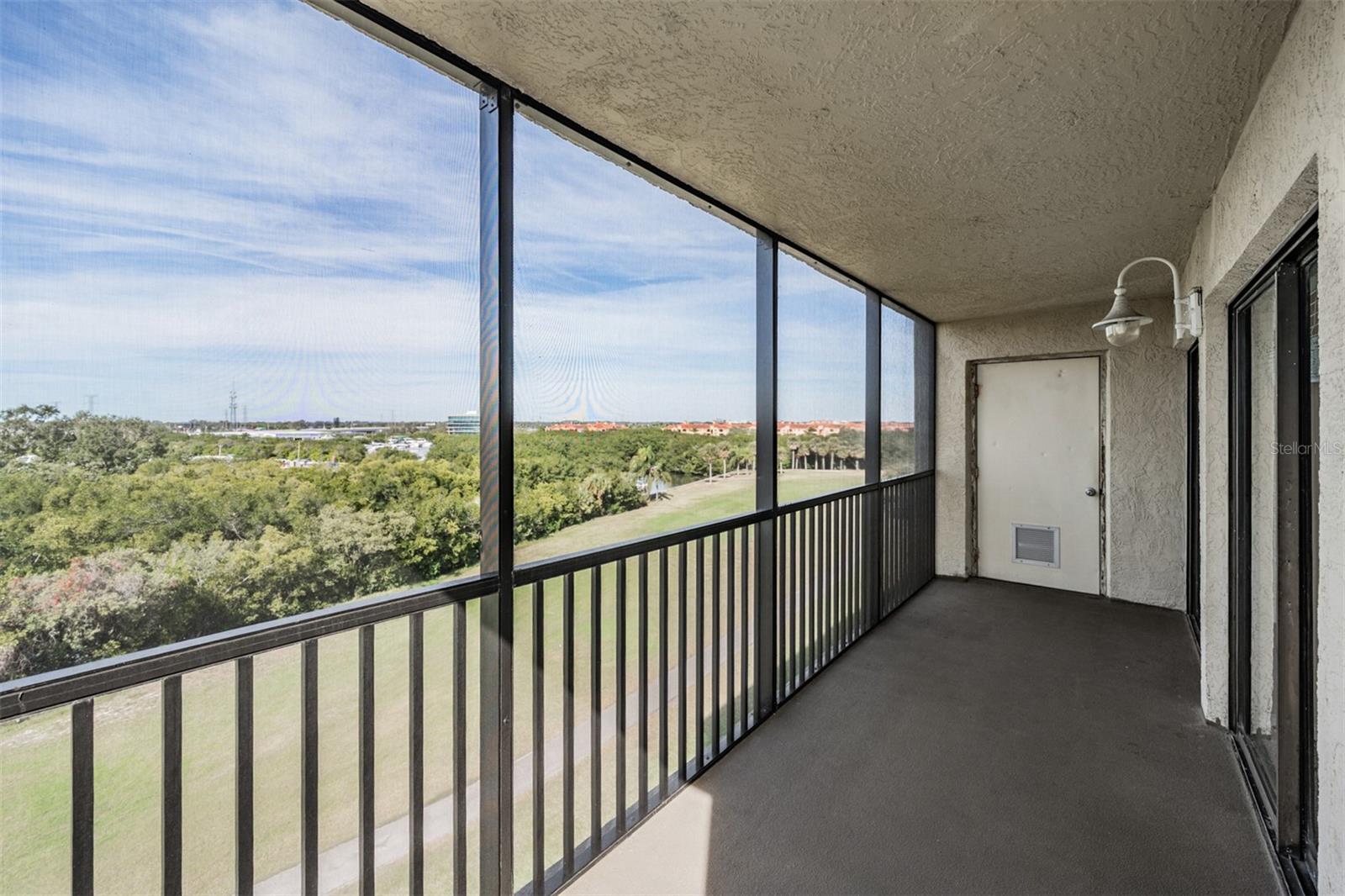 Image 28 of 50 For 3200 Cove Cay Drive 5a