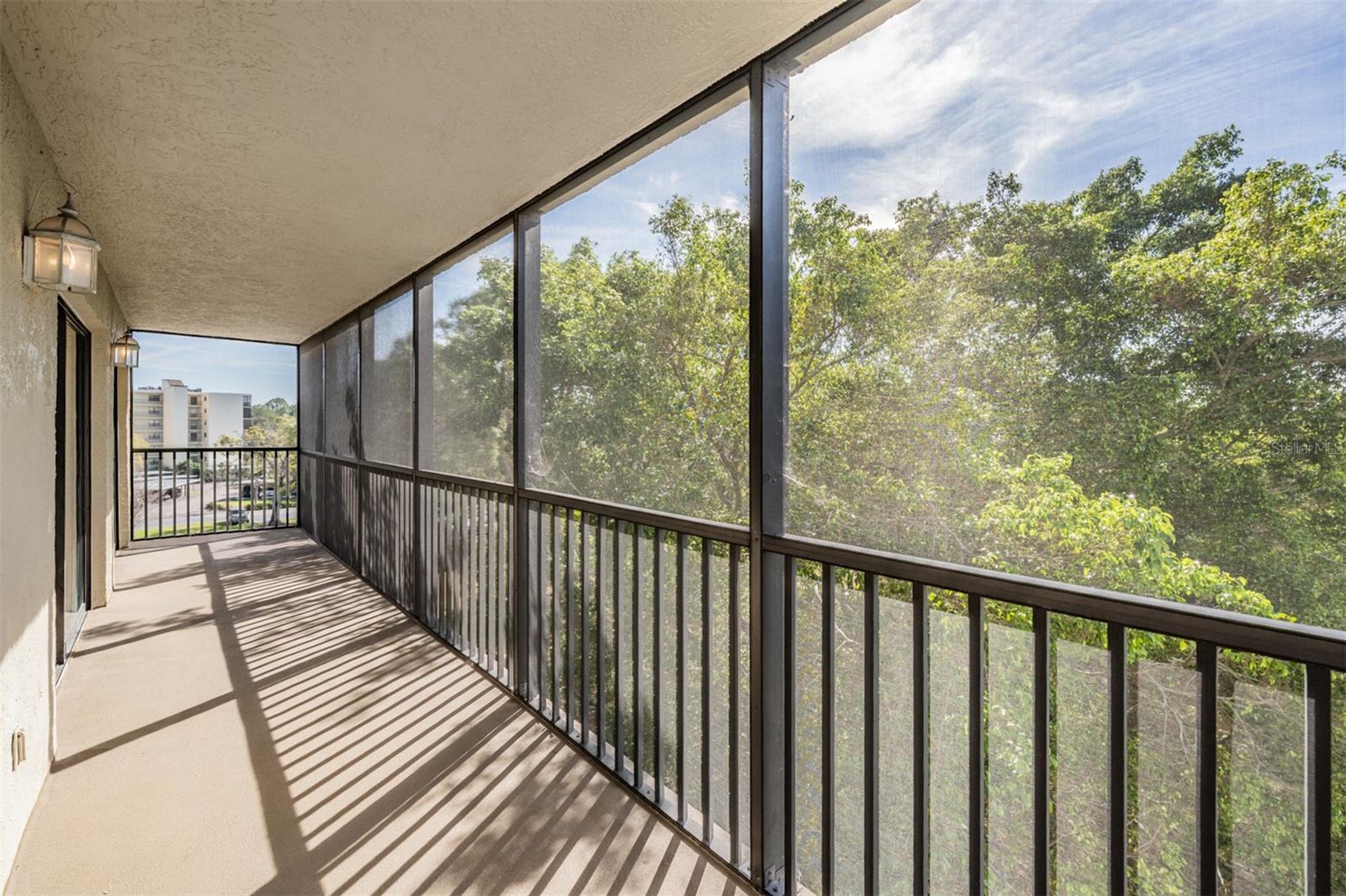 Image 29 of 50 For 3200 Cove Cay Drive 5a