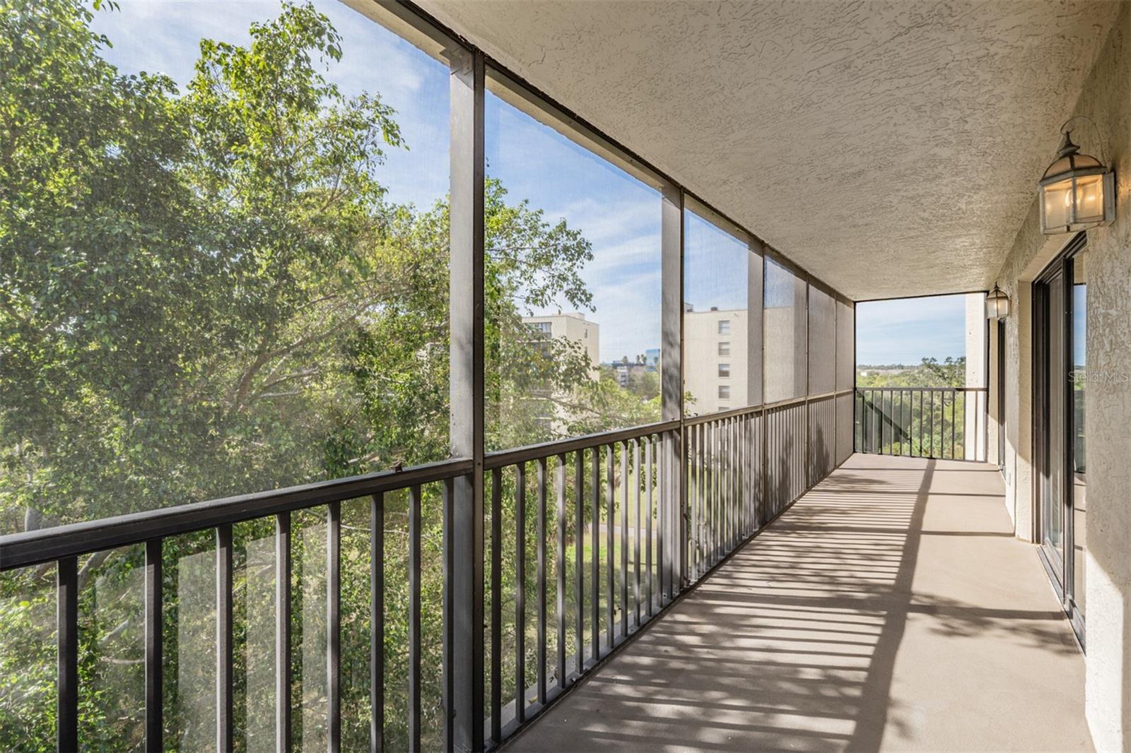 Image 30 of 50 For 3200 Cove Cay Drive 5a