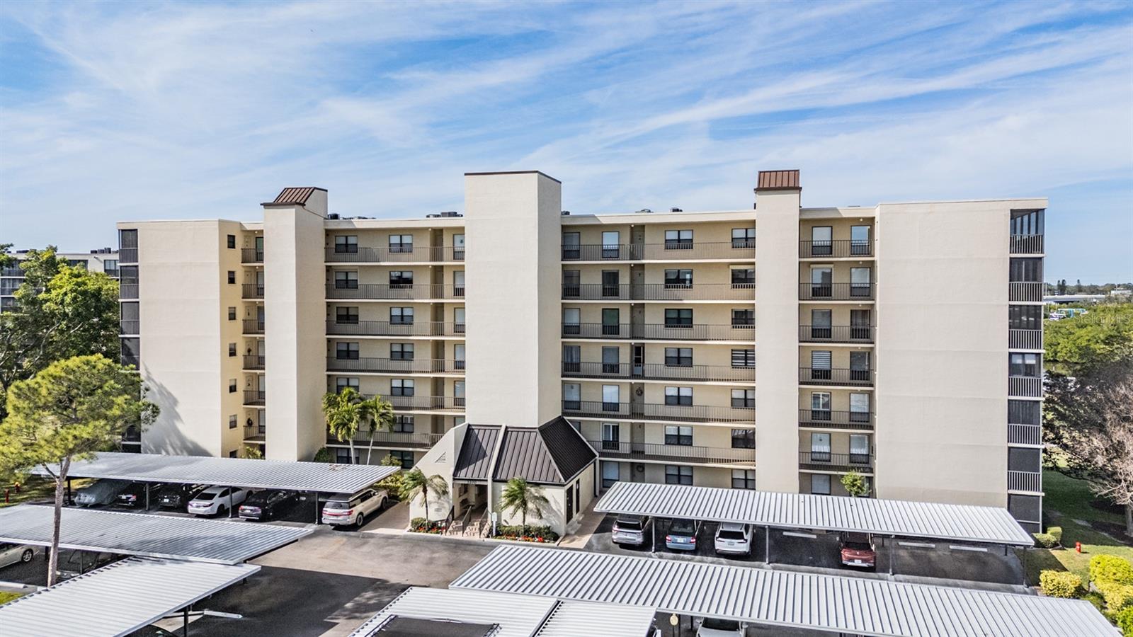 Image 42 of 50 For 3200 Cove Cay Drive 5a