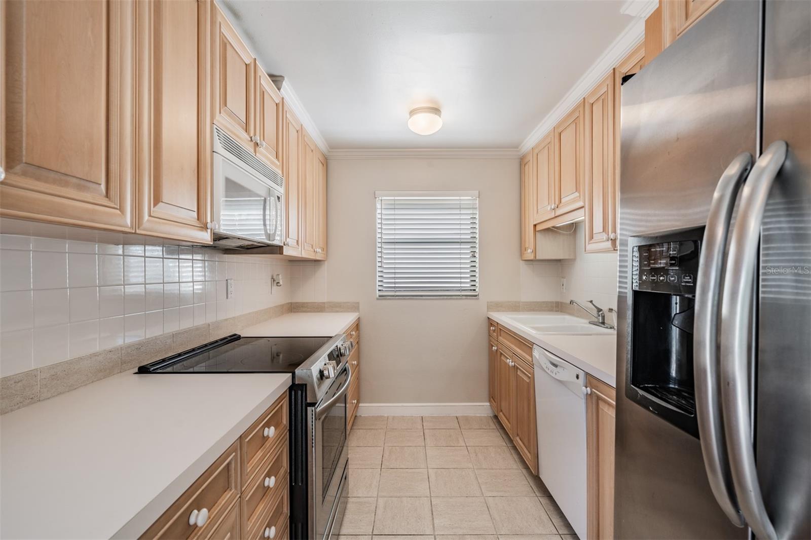 Image 7 of 50 For 3200 Cove Cay Drive 5a