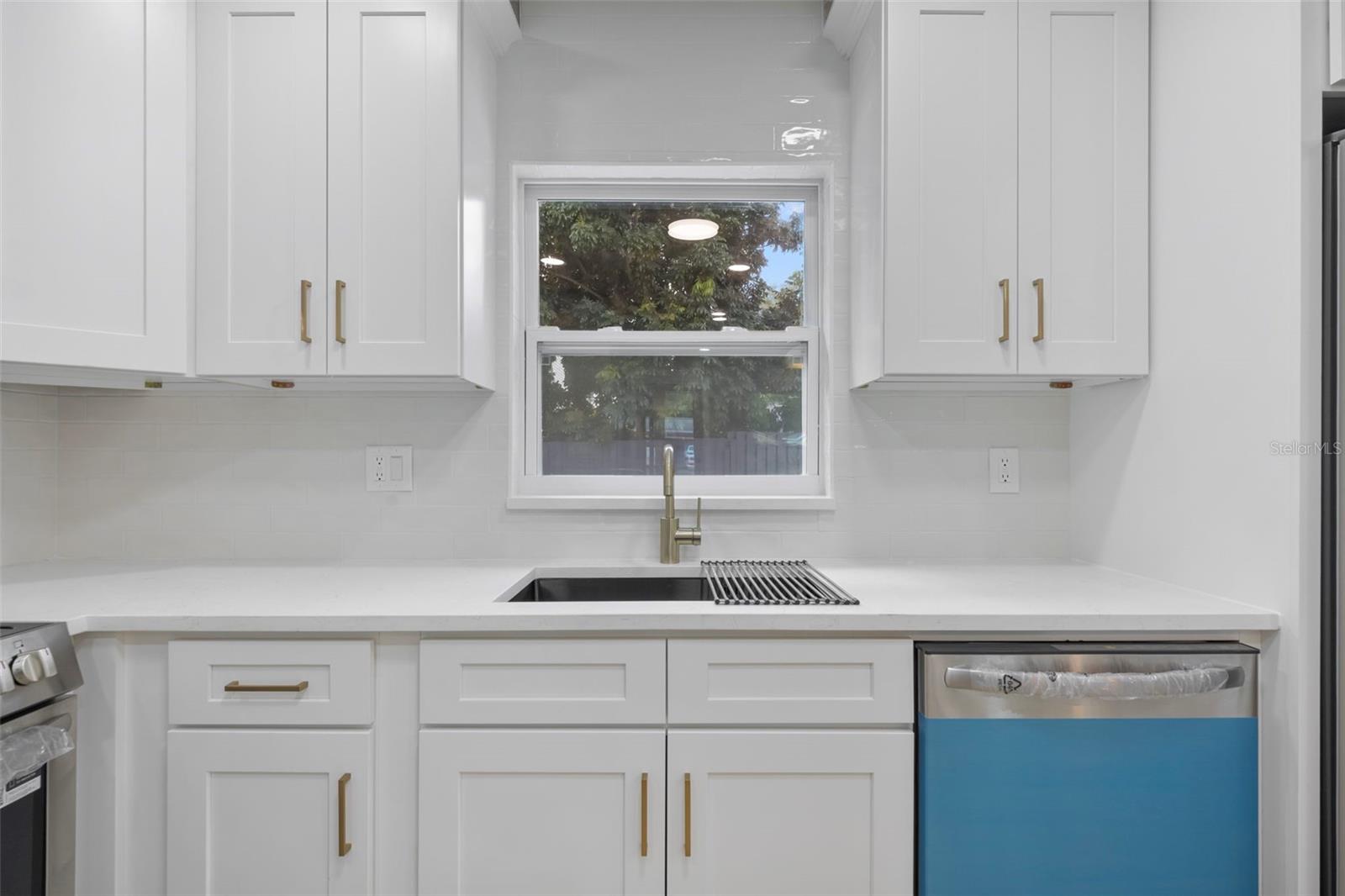 Image 16 of 63 For 13824 Cherry Brook Lane