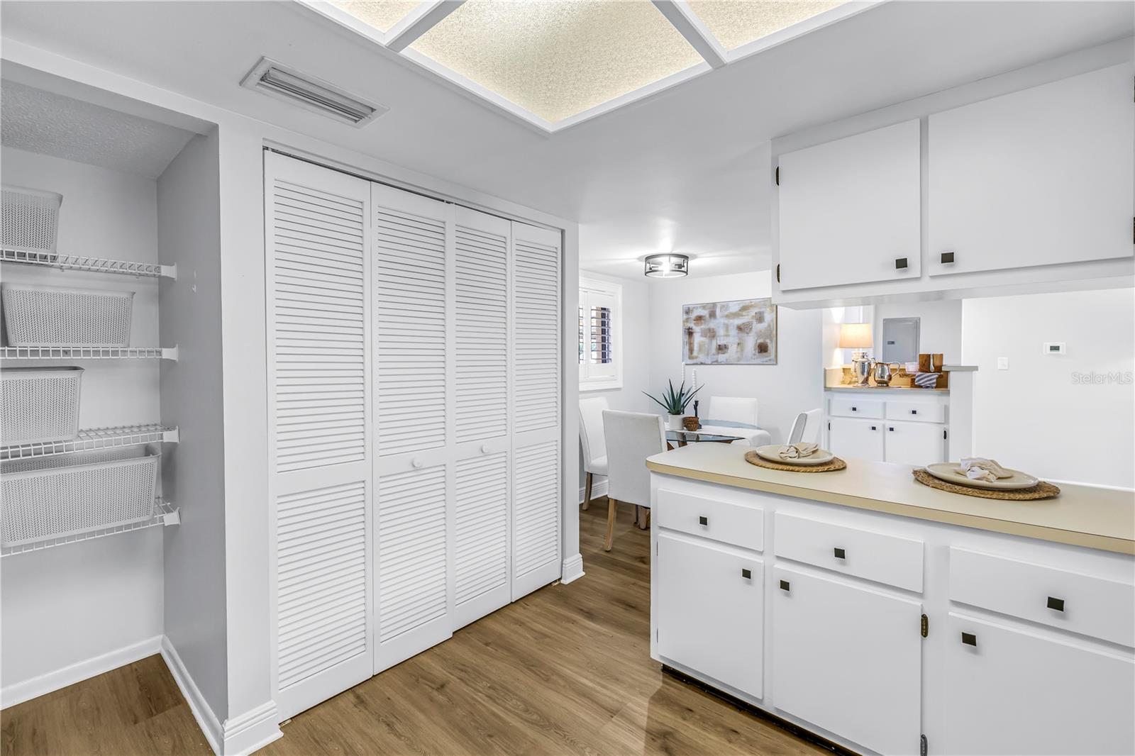 Image 23 of 37 For 2681 Sabal Springs Circle 101