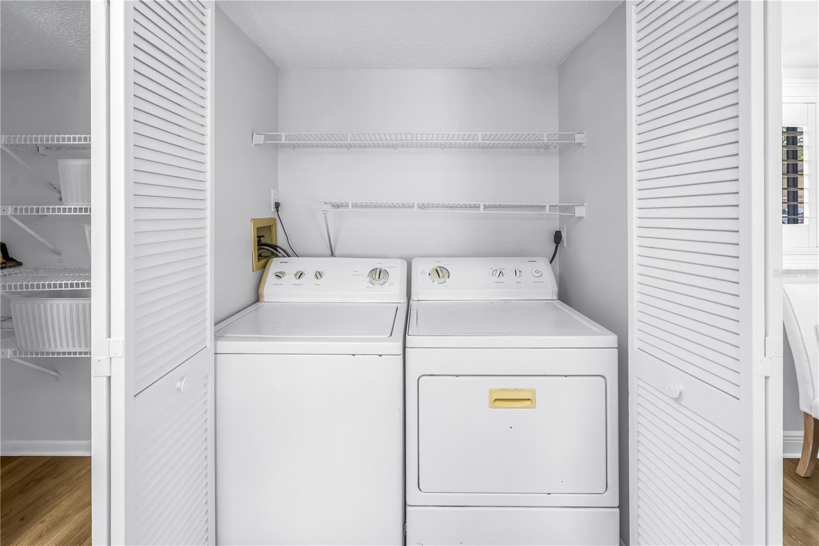 Image 24 of 37 For 2681 Sabal Springs Circle 101