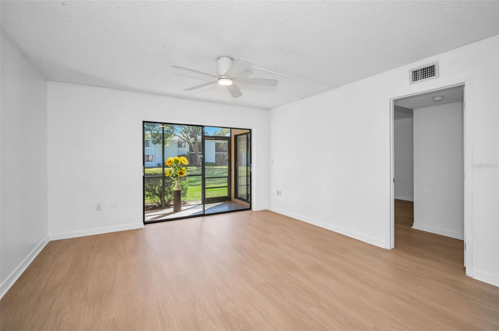 Image 10 of 86 For 107 Mary Drive 107