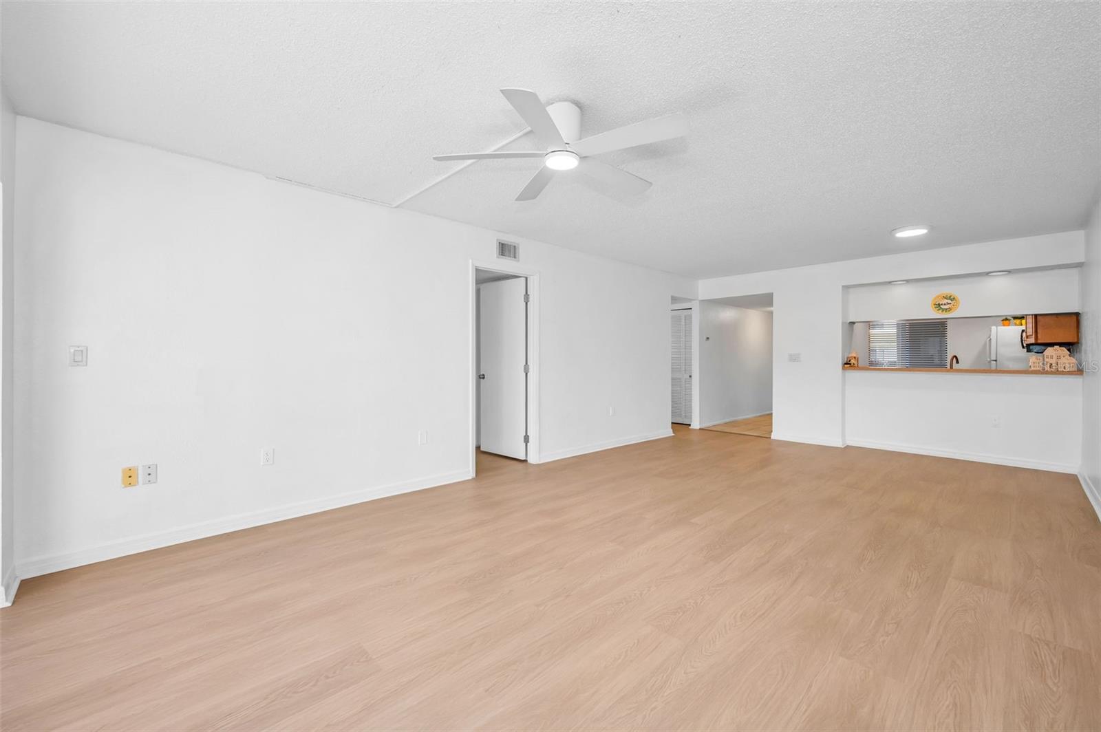 Image 11 of 86 For 107 Mary Drive 107