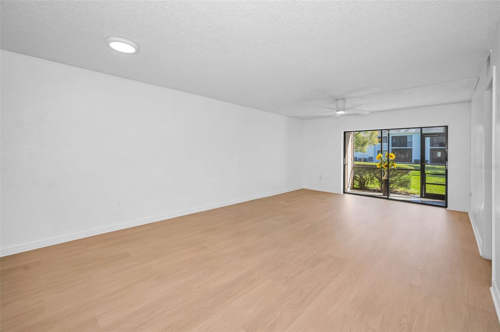 Image 13 of 86 For 107 Mary Drive 107