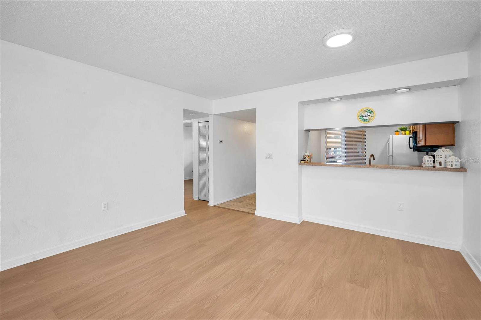 Image 15 of 86 For 107 Mary Drive 107