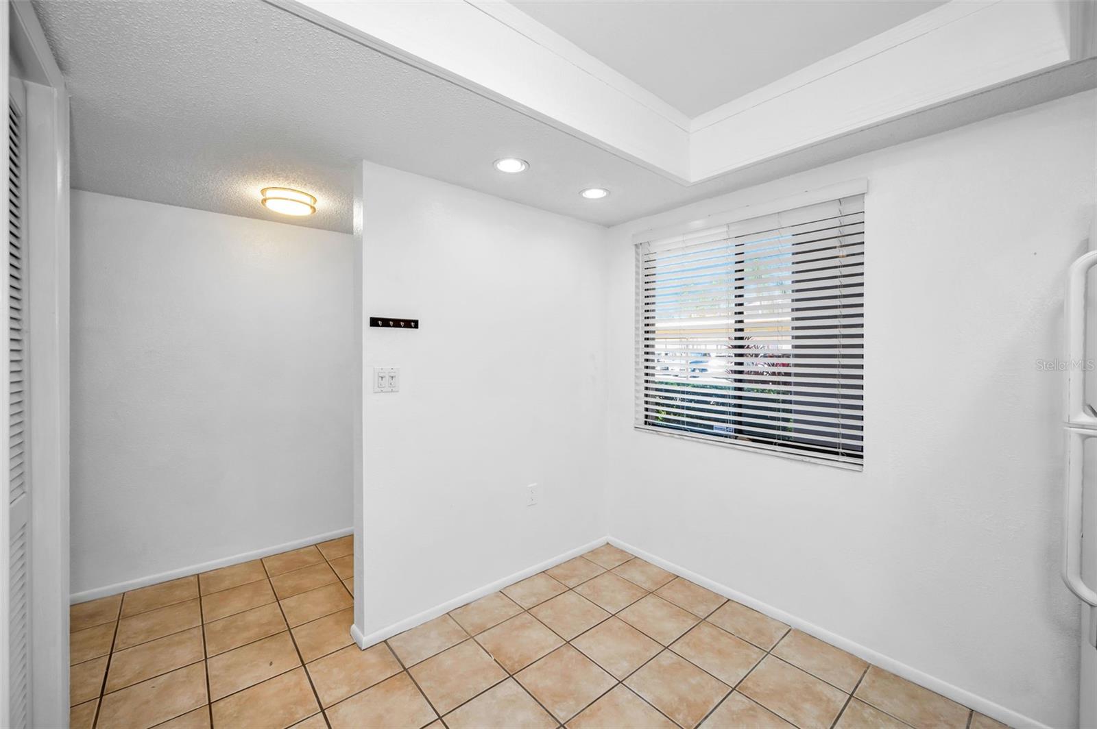 Image 20 of 86 For 107 Mary Drive 107