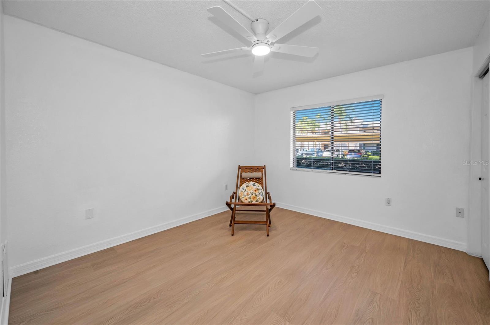 Image 35 of 86 For 107 Mary Drive 107