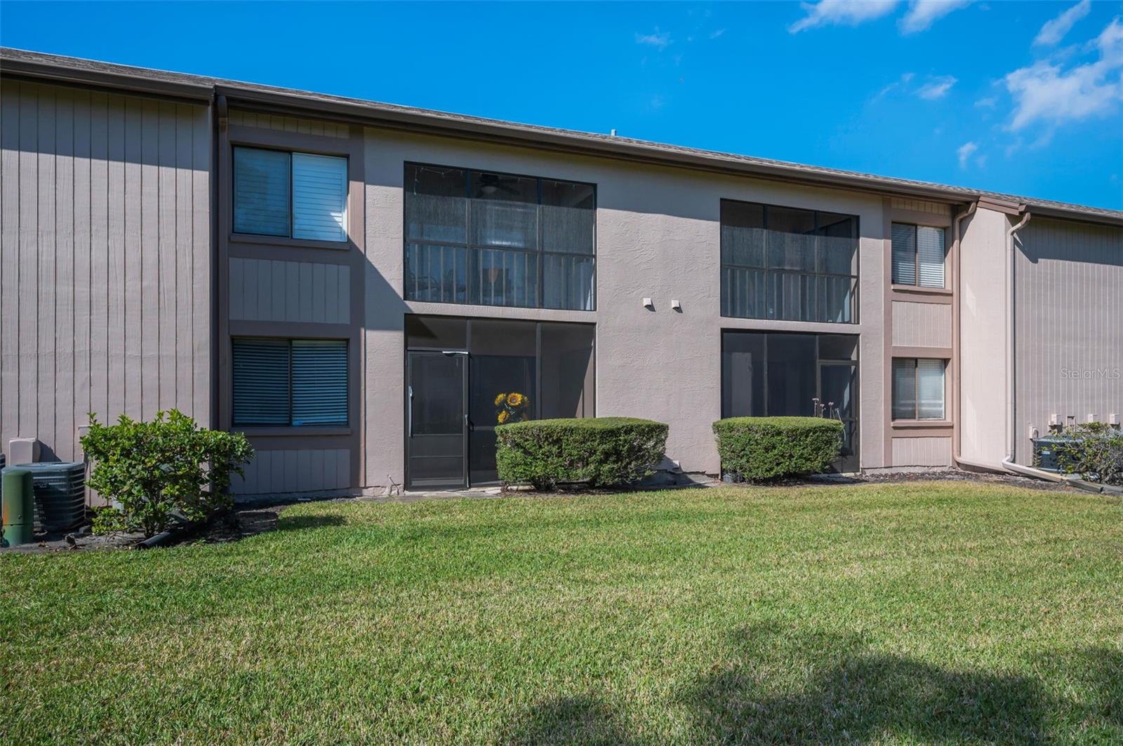 Image 47 of 86 For 107 Mary Drive 107