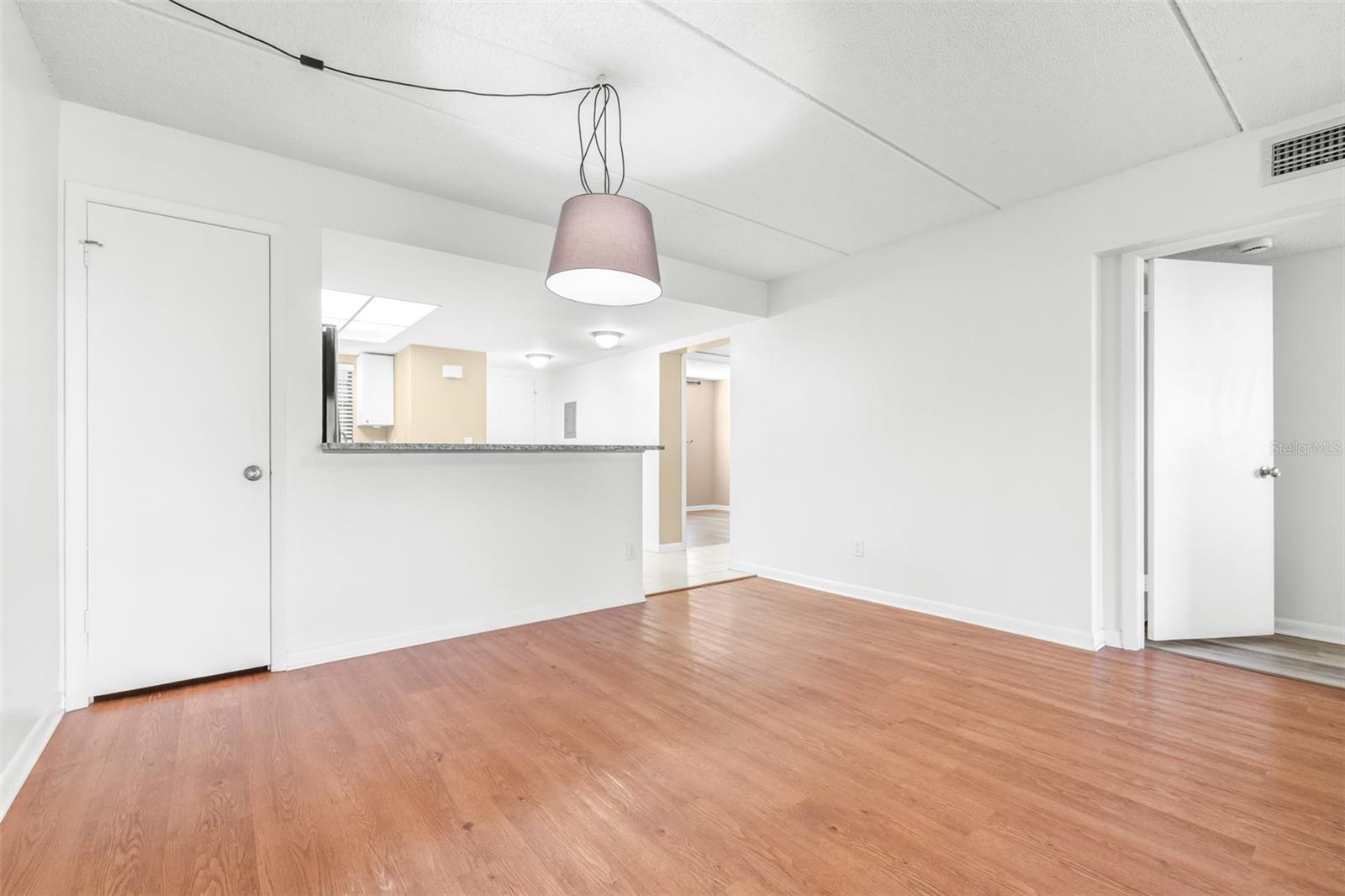 Image 18 of 60 For 1000 Tarpon Woods Boulevard 503