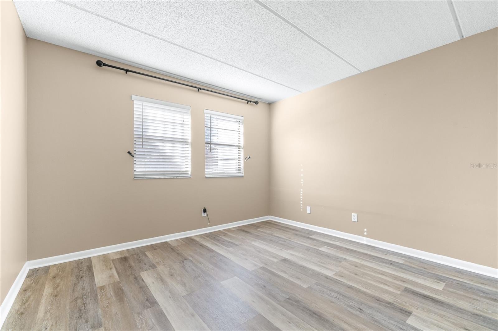 Image 34 of 60 For 1000 Tarpon Woods Boulevard 503