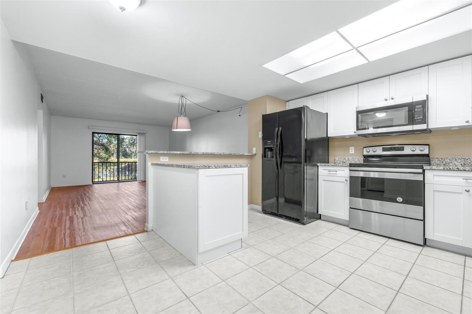 Image 4 of 60 For 1000 Tarpon Woods Boulevard 503