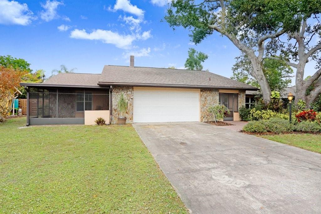 Image 3 of 46 For 813 Exmoor Street