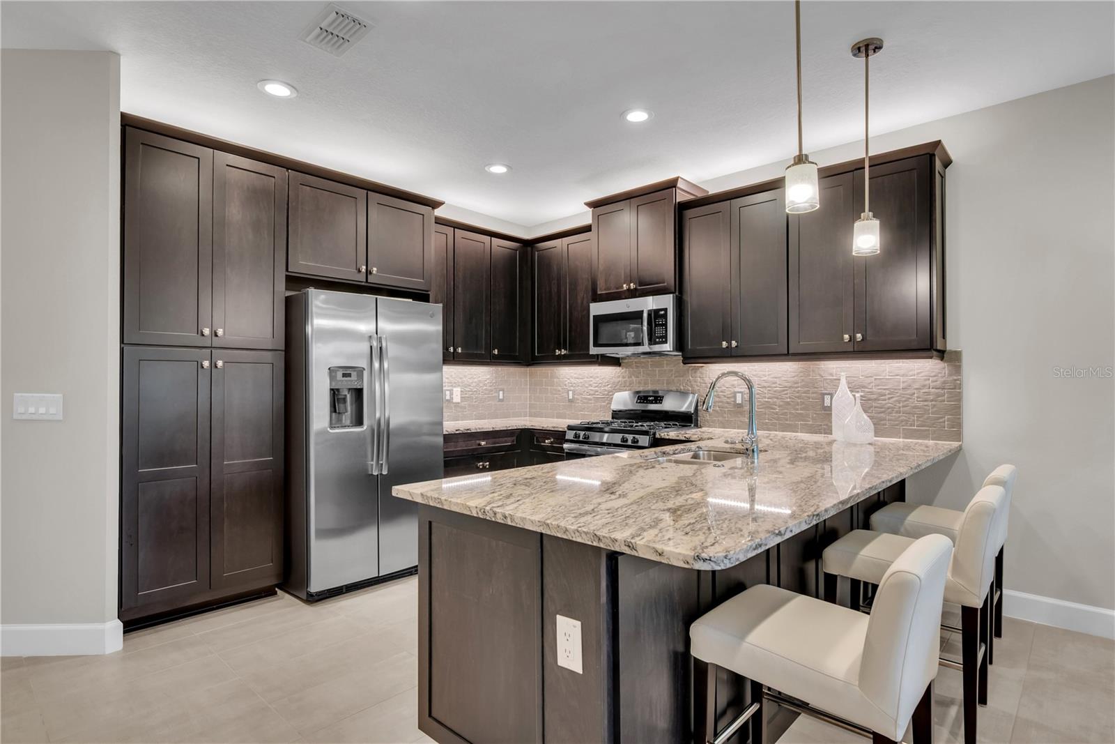 Image 13 of 47 For 4905 Avila Lakes Drive