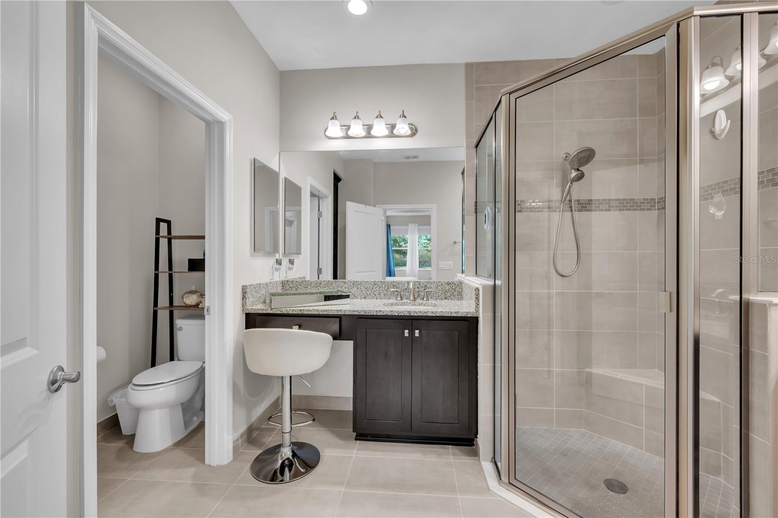 Image 17 of 47 For 4905 Avila Lakes Drive