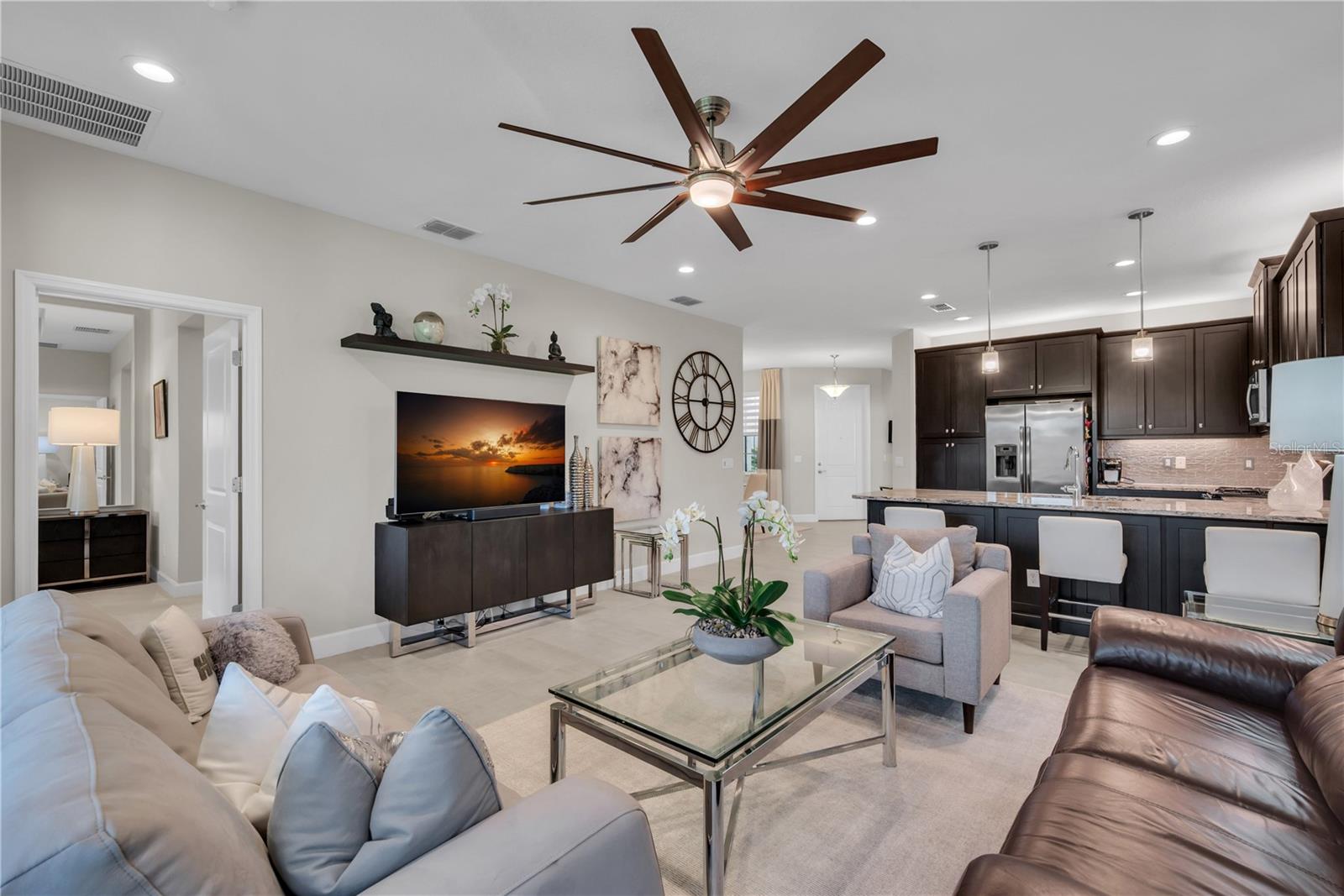 Image 6 of 47 For 4905 Avila Lakes Drive