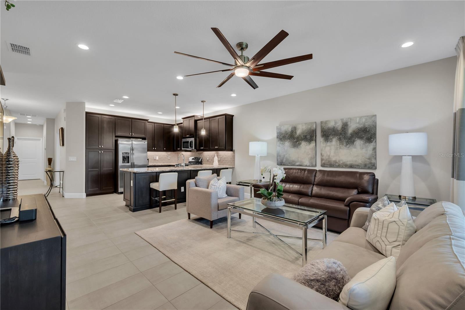 Image 7 of 47 For 4905 Avila Lakes Drive