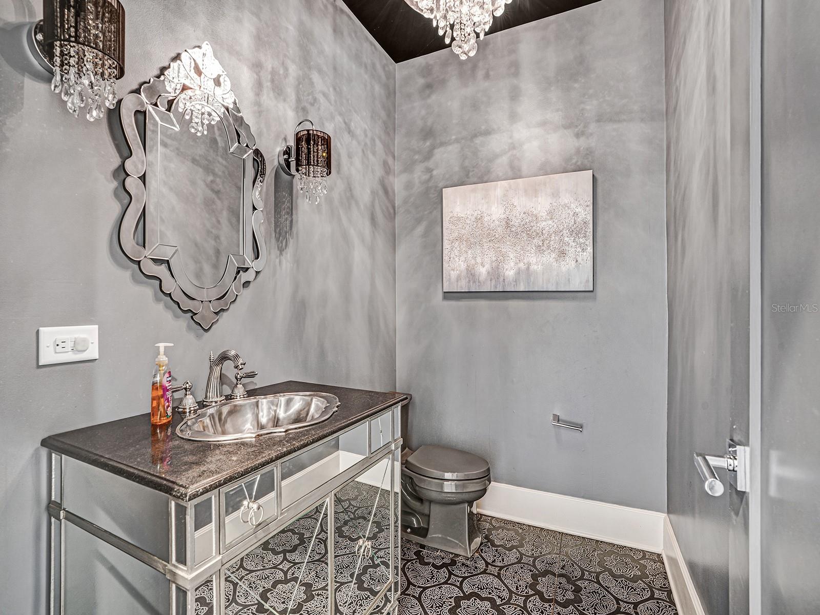 Image 17 of 78 For 1609 Hampton Court