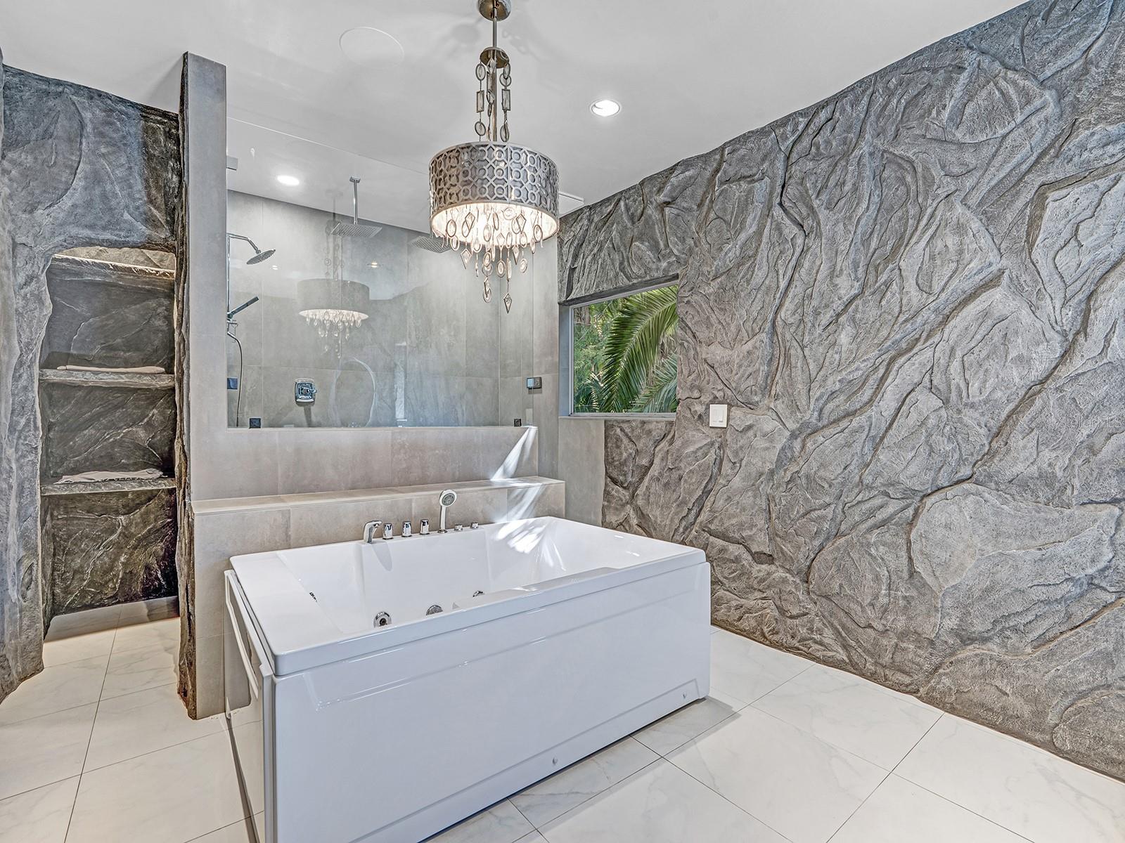 Image 33 of 78 For 1609 Hampton Court