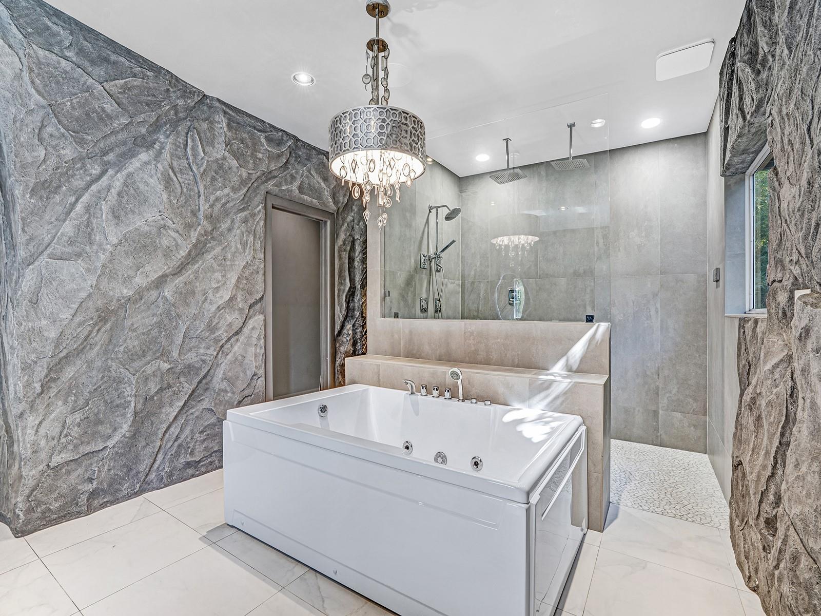 Image 34 of 78 For 1609 Hampton Court