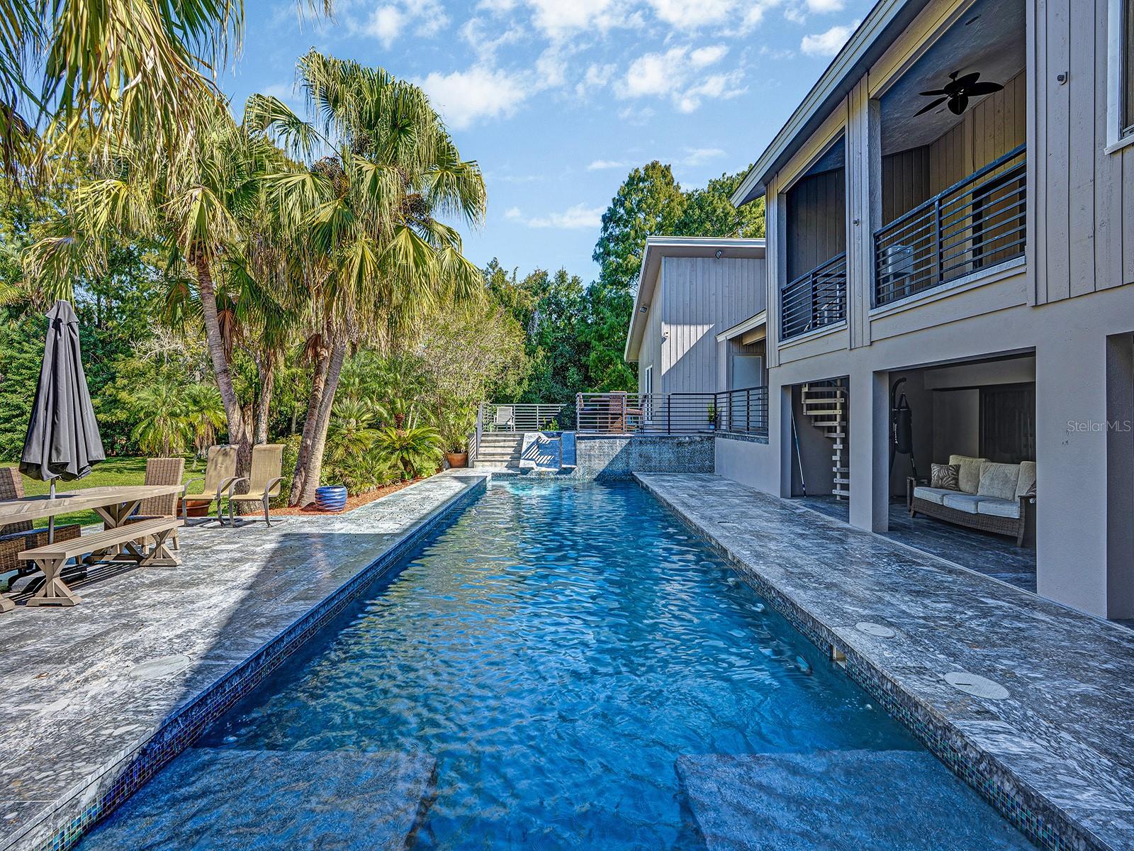 Image 46 of 78 For 1609 Hampton Court