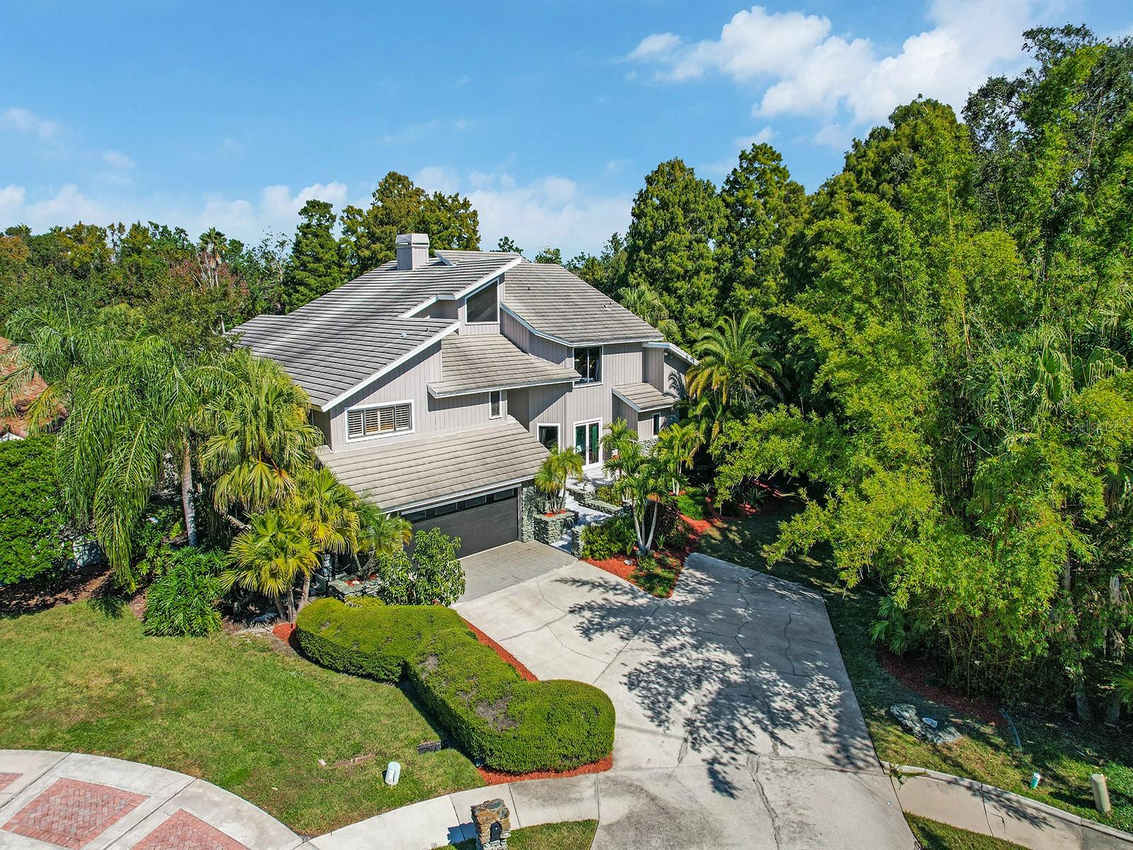 Image 5 of 78 For 1609 Hampton Court