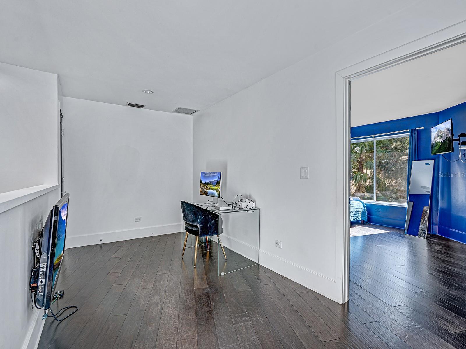 Image 71 of 78 For 1609 Hampton Court