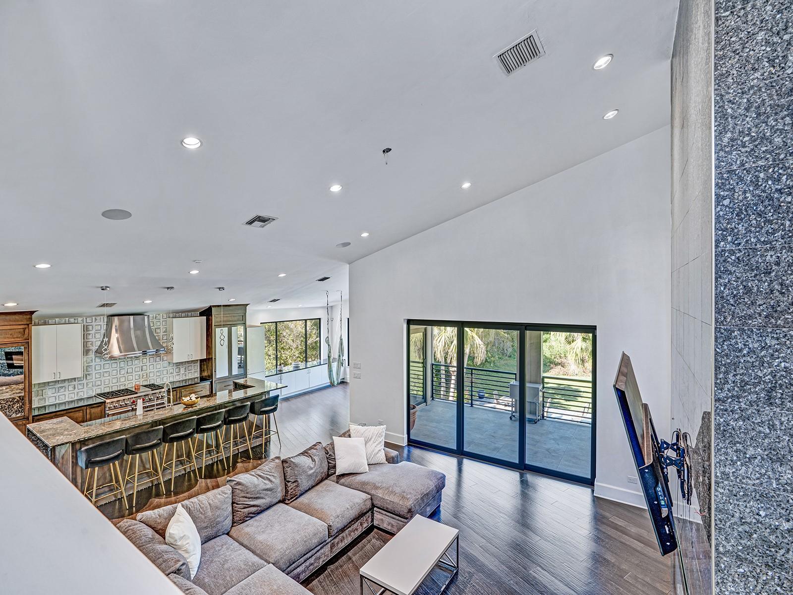 Image 75 of 78 For 1609 Hampton Court