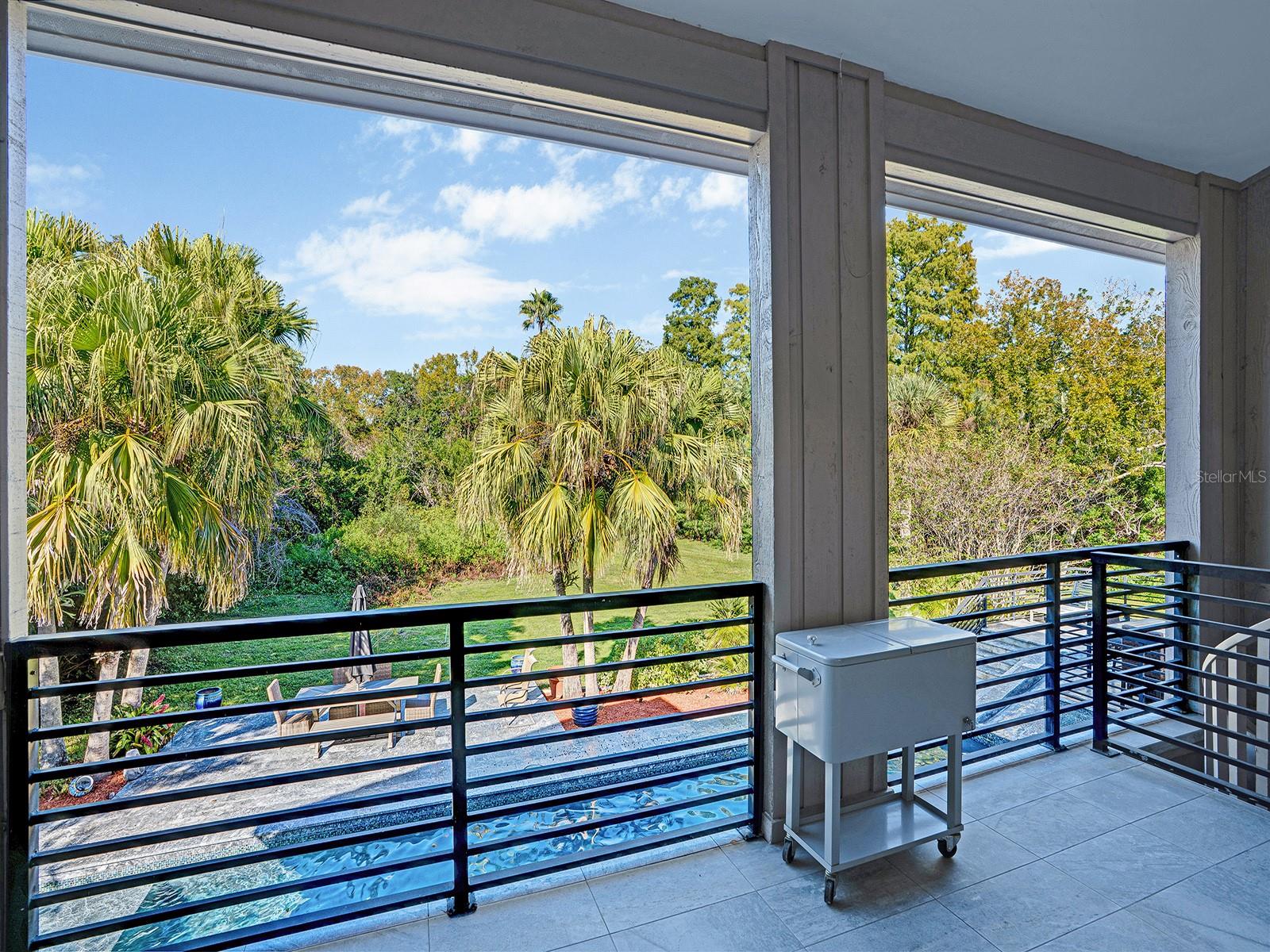 Image 77 of 78 For 1609 Hampton Court